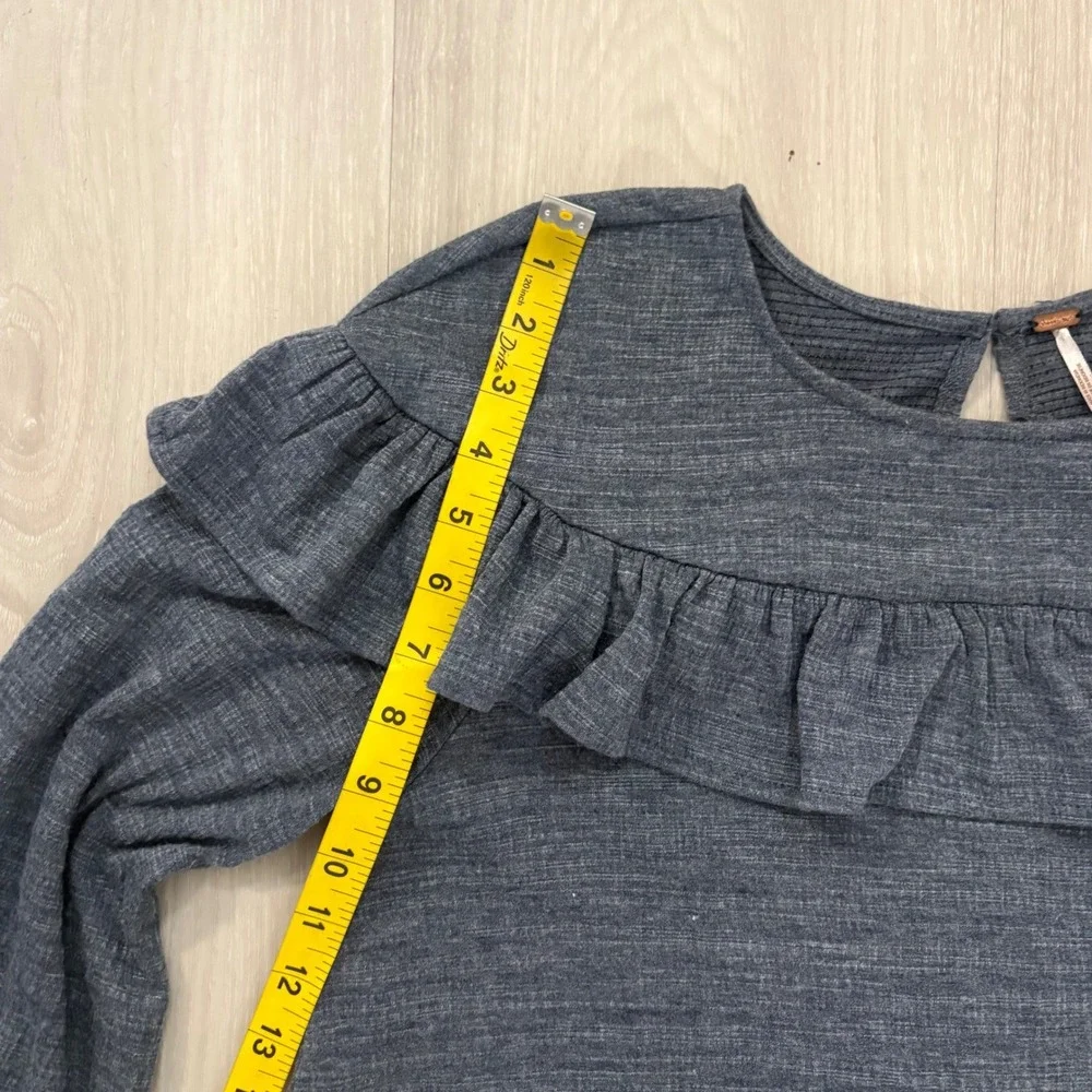 Free People Top Women Gray Ruffle Yoke 3/4 Sleeve Knit Charcoal Slub Textured M